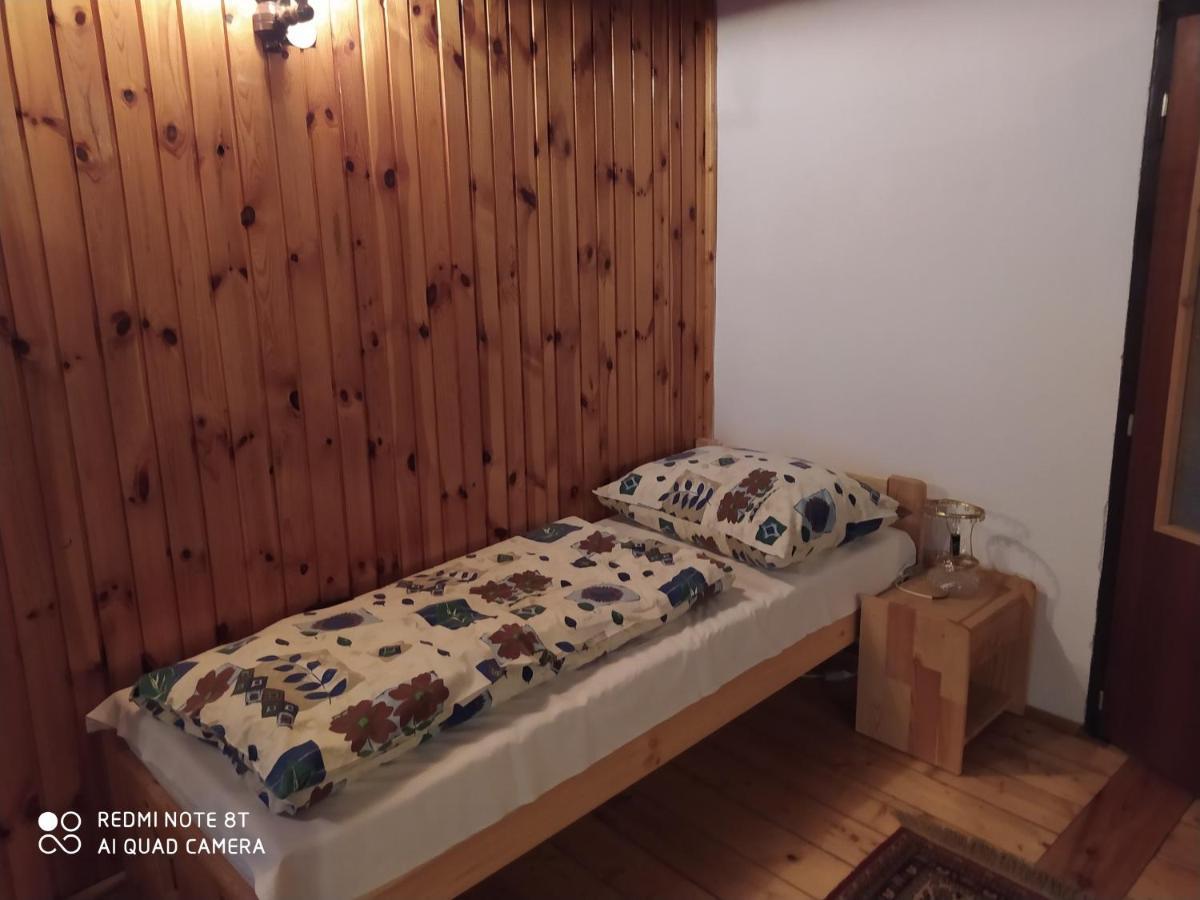 Chalupa Prazenica Liptovske Revuce Luaran gambar
